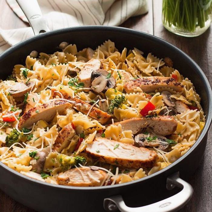 Chicken Alfredo Primavera