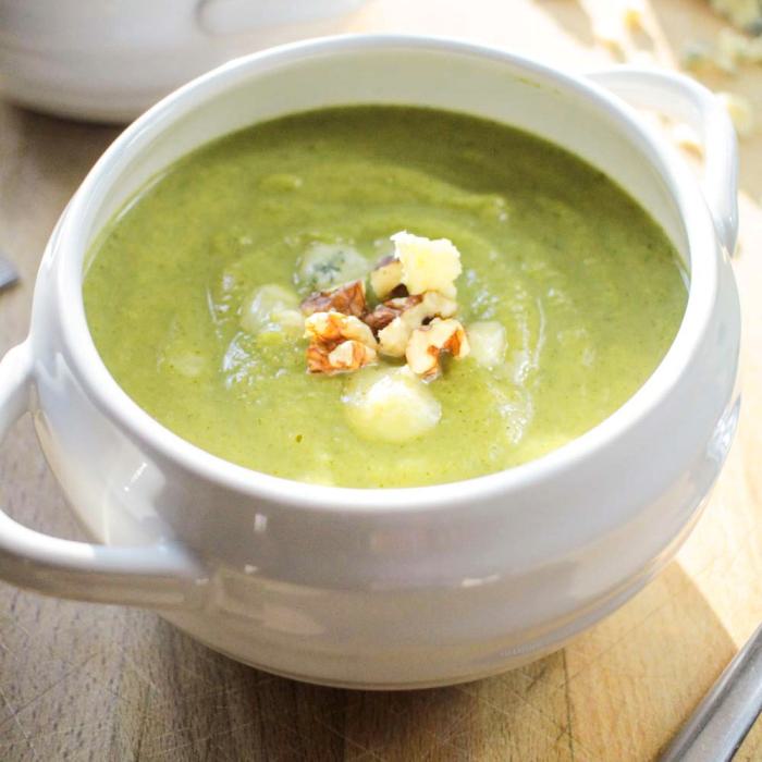 Broccoli & Stilton soup