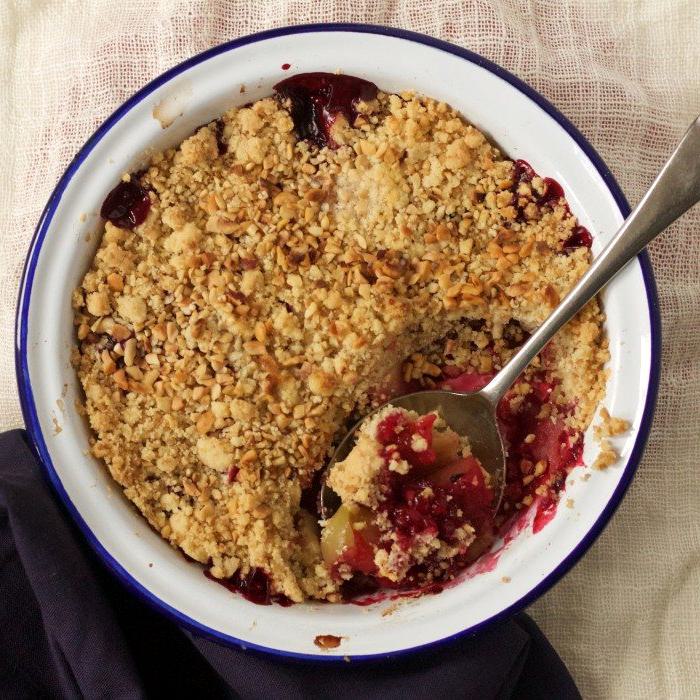 Apple & Blackberry Crumble