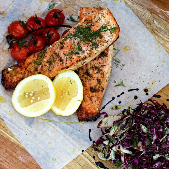 Baked salmon with fennel & tomatoes