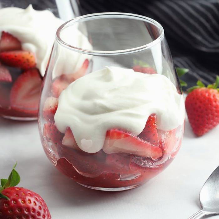 Strawberries Romanoff