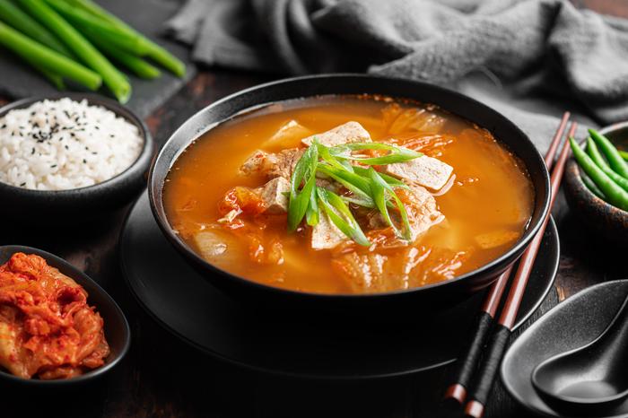 Kimchi Jjigae